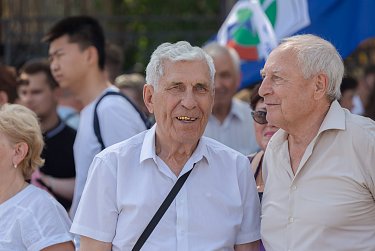 Митинг-концерт в поддержку Президента РФ прошел в Оренбурге